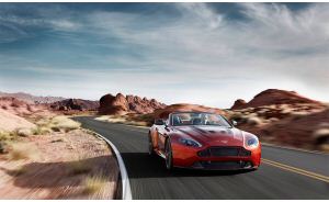 Aston Martin V12 Vantage Roadster S, la pi potente roadster della gamma 