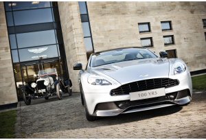 Aston Martin celebra il suo primo centenario