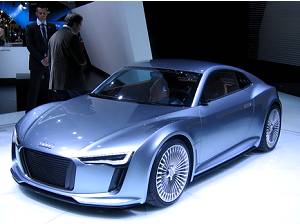 Presente a Detroit il marchio Audi con lauto elettrica R8