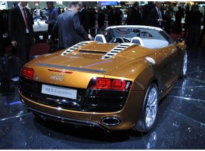 LAudi sforna un nuovo gioiello: la R8 Spyder 5.2 FSI quattro