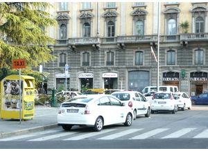 Milano, lamministrazione usa il car sharing al posto delle auto blu