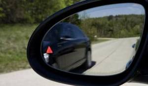 Internet e sicurezza per le auto di domani