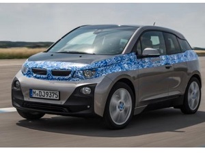 BMW i3, presentazione ufficiale dellauto elettrica