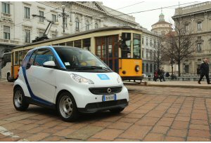 Car2go, parte a Milano il servizio di car sharing di Smart