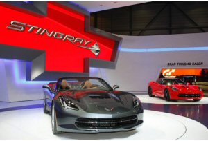 Chevrolet Corvette Stingray Cabrio, le immagini di Ginevra