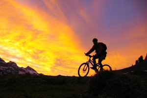 Giubbotto retroriflettente, obbligo di visibilit� anche per i ciclisti