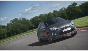 Citroen DS3 Cabrio Racing, da Goodwood a Francoforte