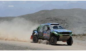 Dakar 3^ tappa: si conferma Barreda, si perde Peterhansel