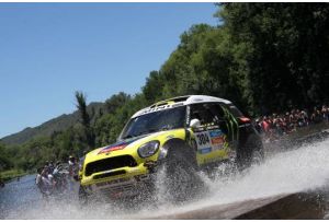 Dakar 5 stage: Nani Roma vince ancora, Sotnikov per i Trucs
