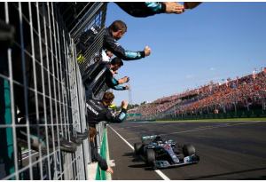 Trionfo di Lewis Hamilton in Ungheria seguono le Ferrari