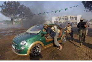 La Fiat 500 Capri di Muammar Gheddafi in mano ai ribelli