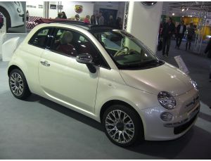 La Fiat 500C by Diesel arriva in Giappone