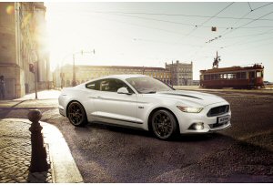 Ford Mustang: due special per lEuropa