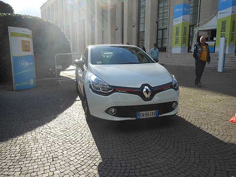 Renault - Renault Clio presente allevento H2Roma mobilit sostenibile