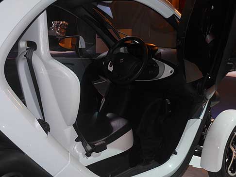 Renault - Renault Twizy interni vettura 100% elettrica al H2Roma 2012