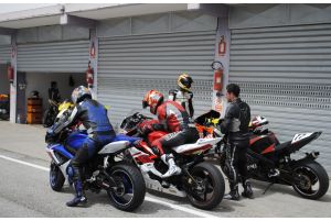 Donne & Motori 2010: primi giri di pista a Binetto