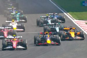La McLaren stravince nel Gran Premio della Cina, doppietta con Piastri e Norris