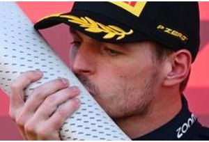 In Giappone straordinaria vittoria di Max Verstappen e titolo Red Bull