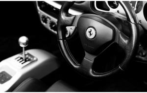 Ferrari: lEmozione di guidarla allAutodromo di Misano