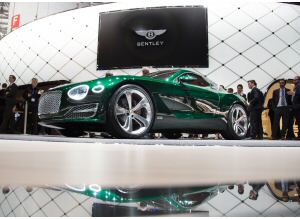 Il lusso di Bentley in vetrina a Ginevra