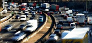 Mercato auto: continua il trend negativo