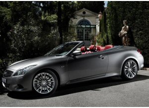 Infiniti G 2011: ora loptional diventa di serie