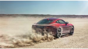 Jaguar al Salone di Los Angeles, il debutto della F-TYPE R Coup All-Wheel-Drive