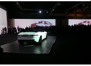 Jaguar F-Type: anteprima italiana a Milano