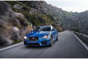 La gamma Jaguar XF 2015 in vetrina all84esimo Salone di Ginevra