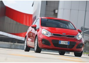 Kia Rio 2012: sulle strade a settembre