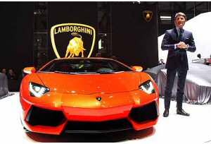 Lamborghini: debutto romano per la nuova Aventador