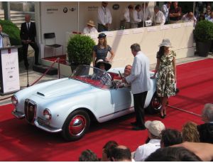 Villa dEste: Premiato lo stile italiano di Lancia e Ferrari