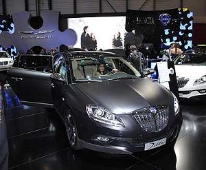 Lancia Delta Hard Black, il look cosmico in vendita da giugno