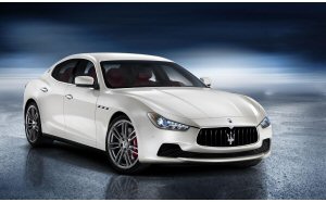 Maserati Ghibli, prime immagini ufficiali