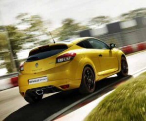 Renault Megane RS Trophy: potenza e carattere per la sportiva francese
