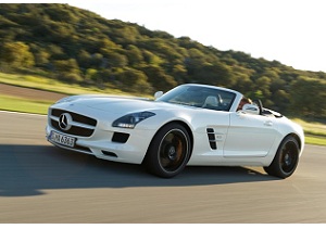 Nuova Mercedes SLS AMG Roadster, il video ufficiale