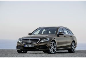 Mercedes Class C station wagon, sportiva e versatile