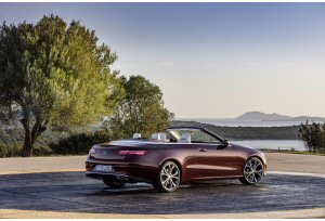 Mercedes Classe E cabrio: nuovo look per la openair