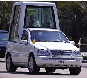 Mercedes Classe M ibrida per Papa Benedetto XVI