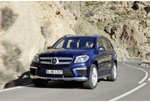 Mercedes-Benz GL, pronta per il lancio commerciale