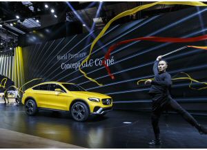 Salone Shanghai 2015, il debutto della Mercedes GLC Coup Concept