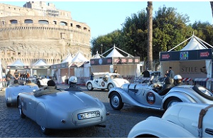 Mille Miglia 2012: a Roma il fascino delle auto depoca