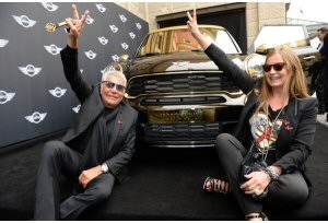 Mini Life Ball 2013, allasta la Mini elaborata da Roberto Cavalli