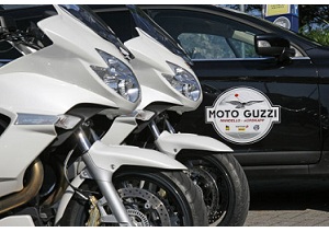 Moto Guzzi e Volvo in viaggio verso Capo Nord