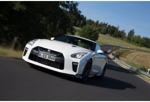 Nissan GT-R Track Edition: prezzo e dotazioni