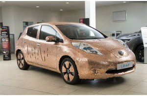 Nissan LEAF: un modello speciale per le 100.000 vendite globali