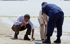Obama: BP irresponsabile. Il futuro  lenergia pulita