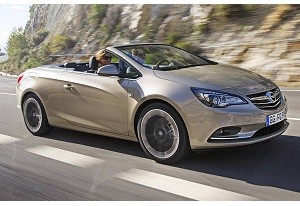 Opel Cascada, la cabriolet sul mercato italiano a maggio