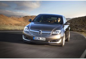 Nuova Opel Insignia, il restyling in arrivo sul mercato