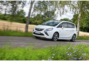 Opel Zafira Tourer GPL, risparmio in primo piano